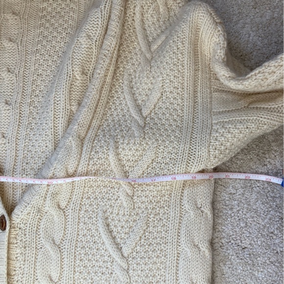 L.L Bean 100% Wool vintage sweater cardigan size S - Picture 5 of 6